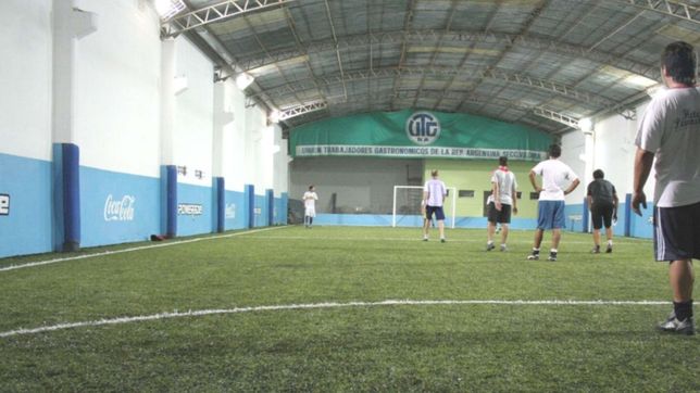 los detalles del protocolo que ya estudia garro para la vuelta del futbol 5 en la plata