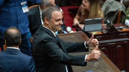 adorni hablo en el congreso y apunto contra el kirchnerismo y los medios de comunicacion adorni hablo en el congreso y apunto contra el kirchnerismo y los medios de comunicacion