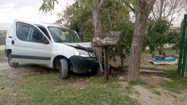 robo una camioneta de mercado libre en la plata y la choco en berisso tras una persecucion