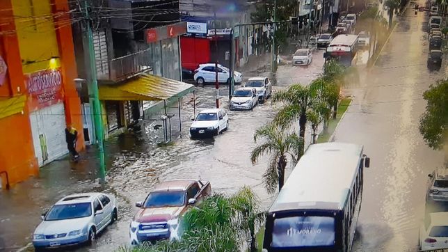 en ensenada hubo 50 evacuados y se preparan para otra tormenta