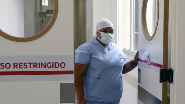 sigue bajando la cantidad de pacientes con covid-19 internados en terapia intensiva