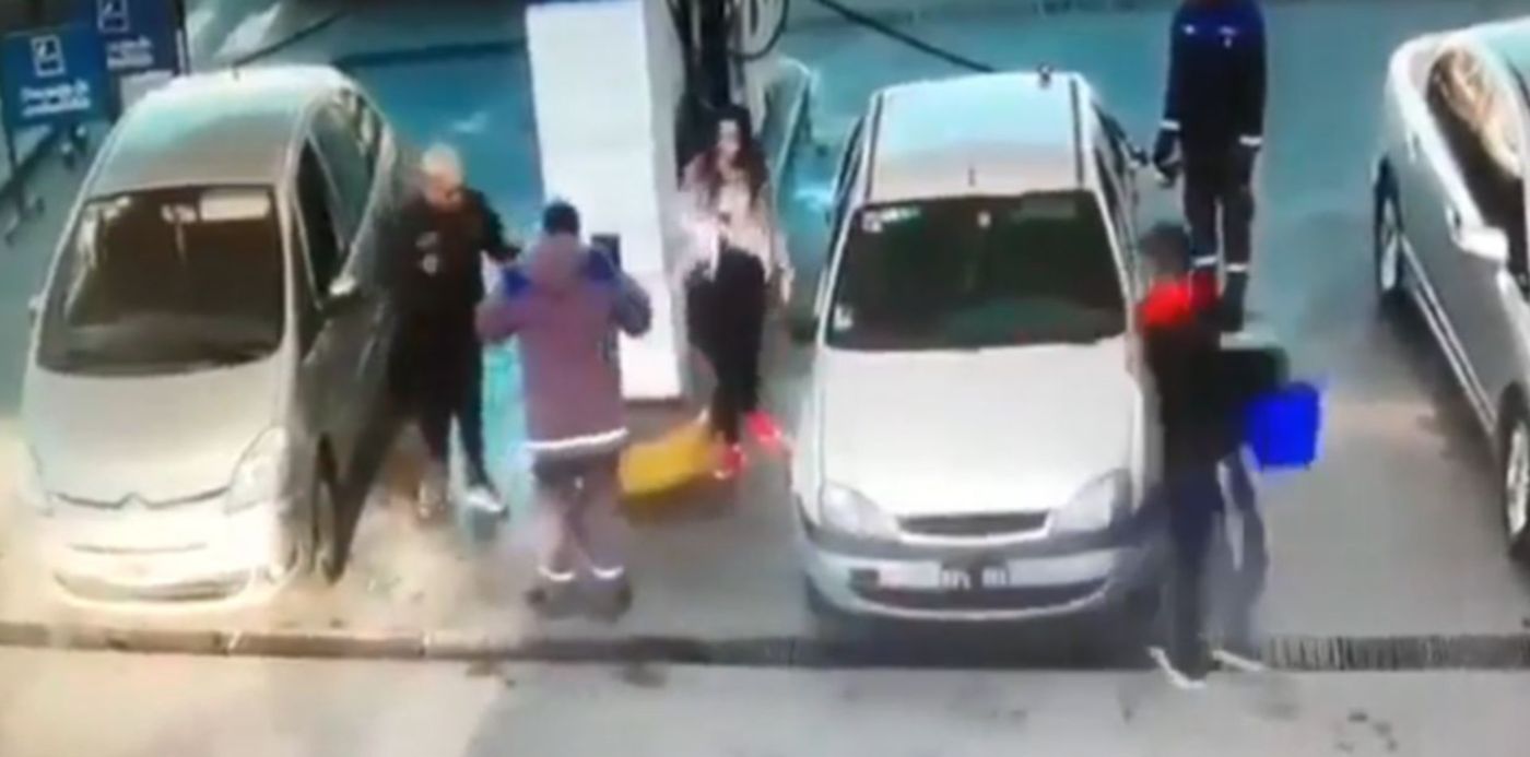 1539890636388.jpg?x=1&y=0&width=1231&height=615&rotate=0&ow=1239&scaleX=1&scaleY=1&oh=671&&cw=1920&ch=950