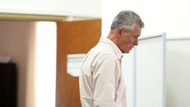 tenes que pasar la gorra: la frase de las escuchas que complican a mariano bruera