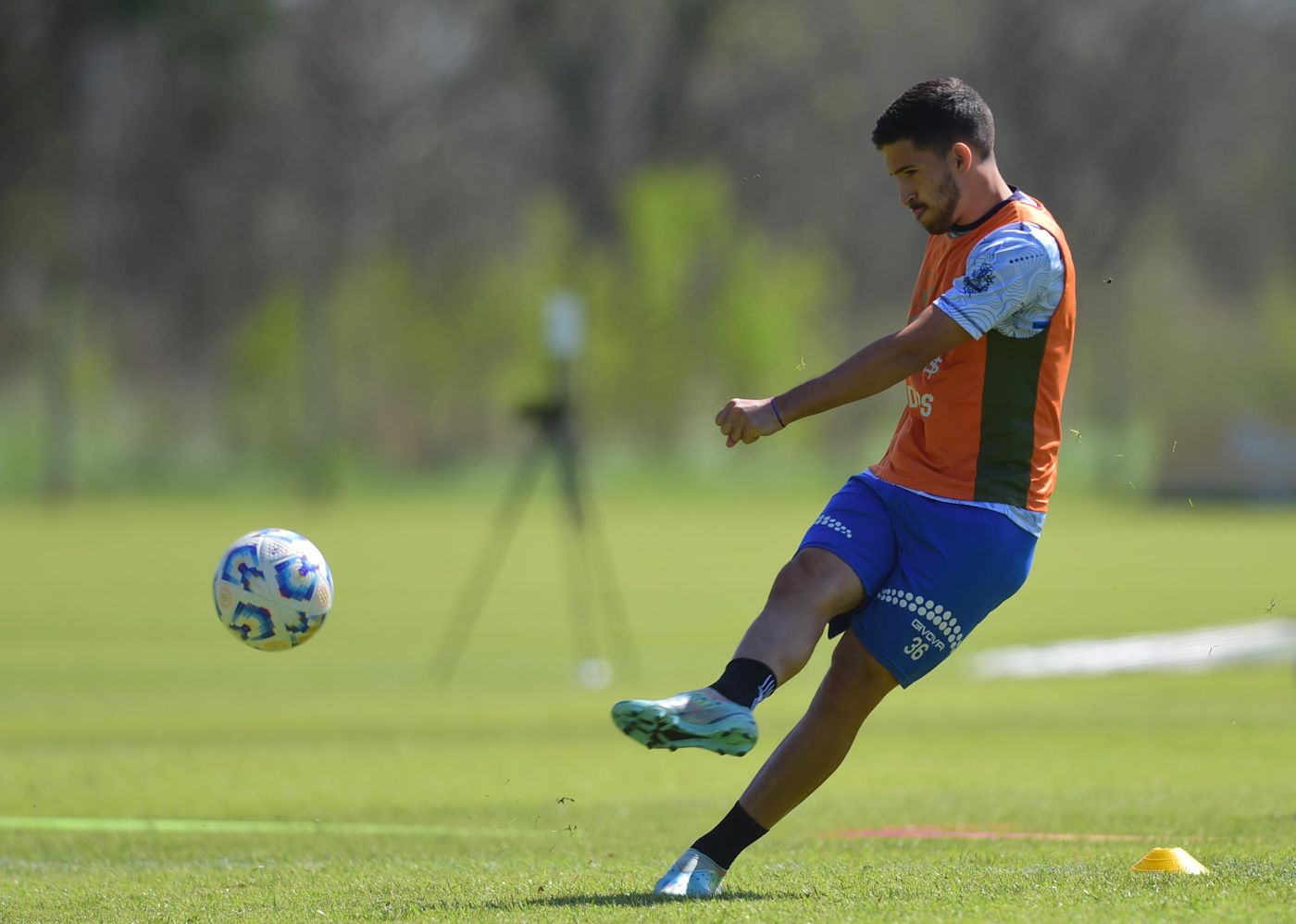 Entrenamiento Gimnasia Garayalde.jpg