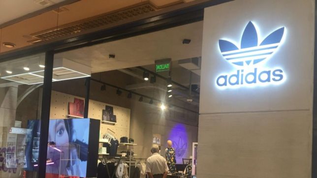 una busqueda laboral de adidas en la plata se viralizo por el salario ofrecido