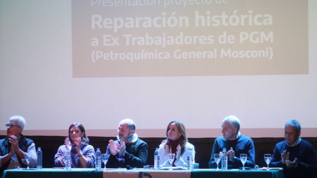 presentaron proyecto de reparacion para extrabajadores de la petroquimica general mosconi