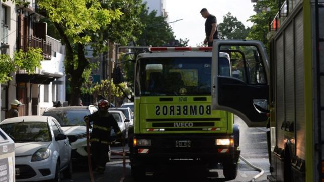 las fotos del tremendo incendio de una obra en construccion en la plata