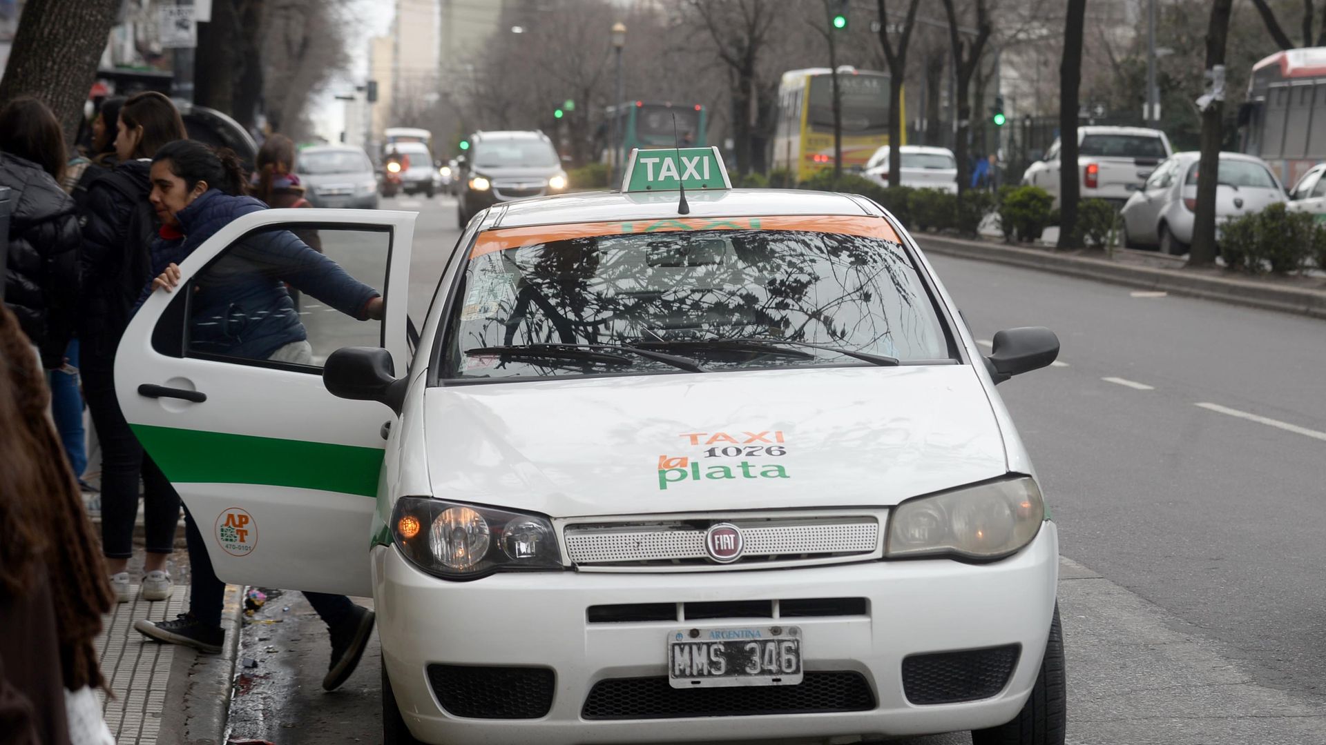 Aprobaron el aumento de la tarifa de los taxis y trepa hasta un 73% en dos tramos