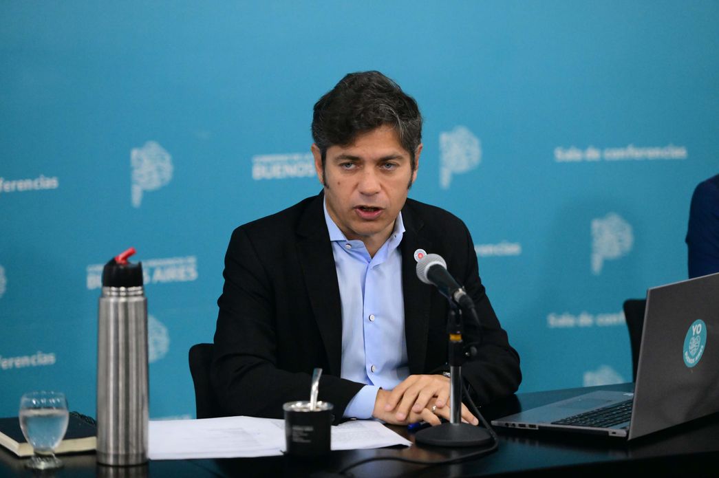Kicillof denunciará penalmente a Milei y Caputo por la retención de fondos para obras hídricas