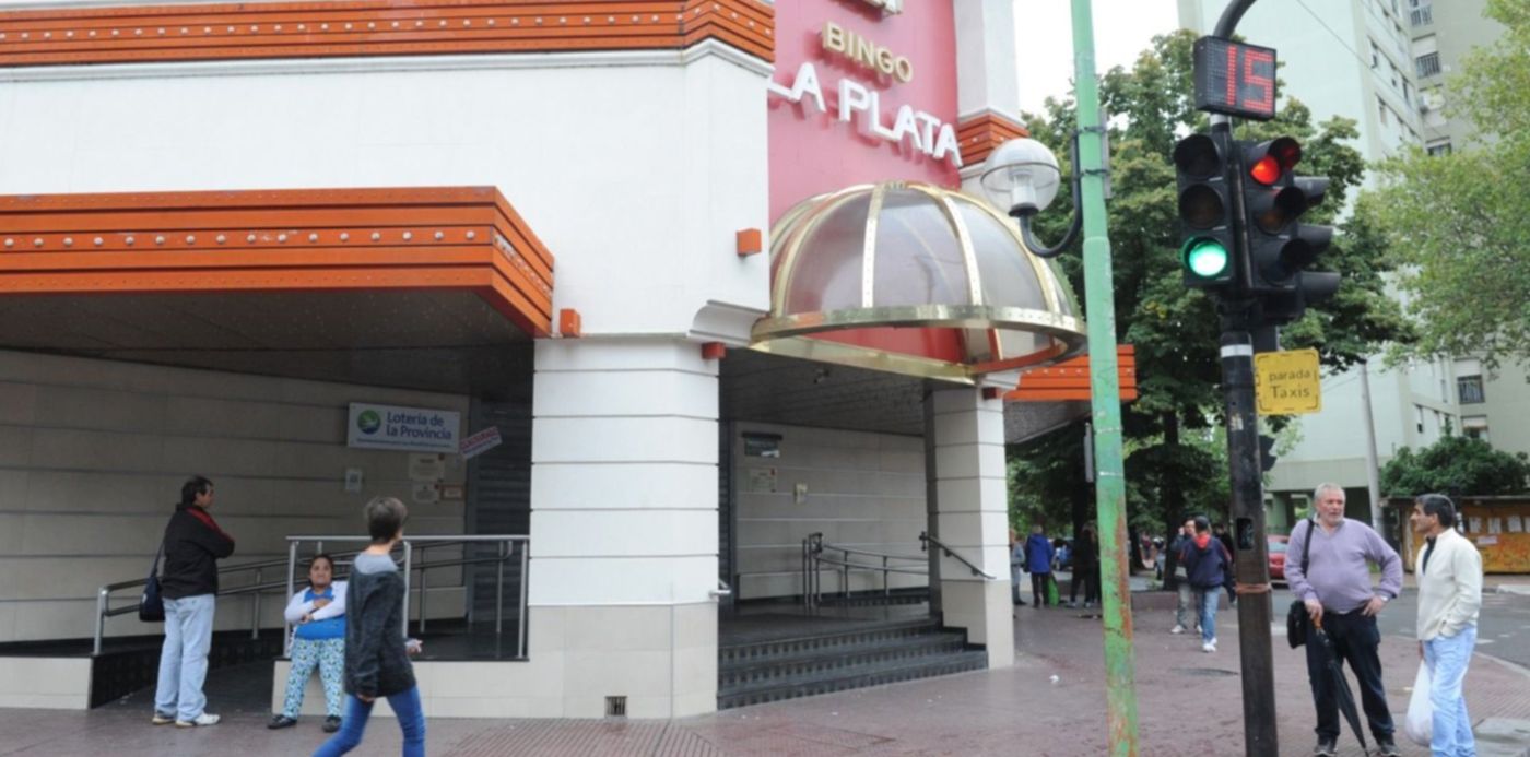 1584376261180.jpg?scaleX=1&oh=998&scaleY=1&ow=1500&x=7&y=166&width=1483&height=741&rotate=0&&cw=1920&ch=950