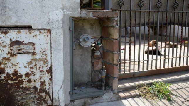 vecinos de la plata en alerta y sin gas por una ola de robos de canos de cobre
