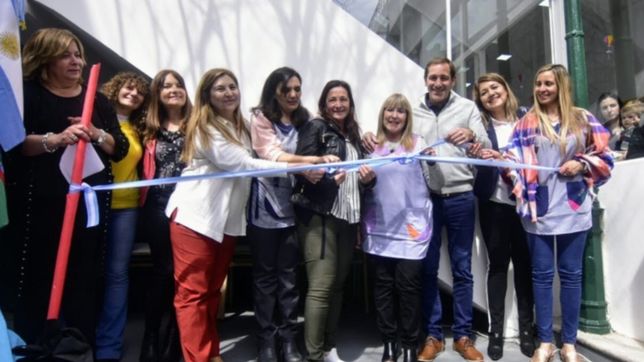 julio garro recorrio las nuevas instalaciones del jardin maternal n°3 de la plata