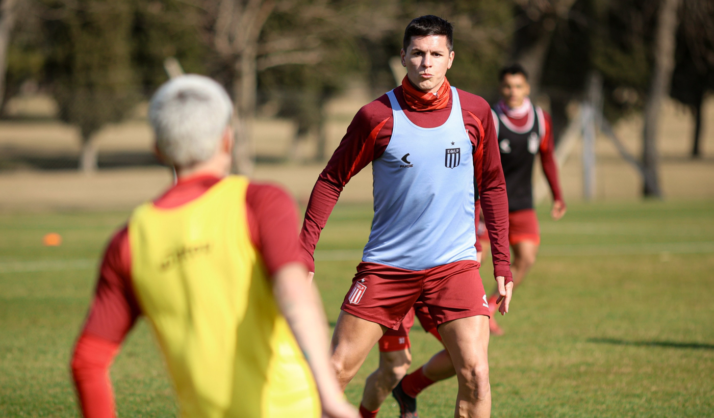Guido Carrillo entrenamiento Estudiantes.png