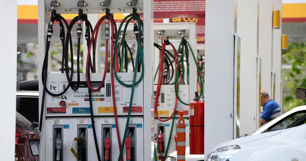 Shell aplicó un inesperado aumento de las naftas en todo el país