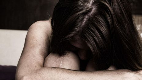 Ella ya es mayor, la indignante respuesta a un padre que denunció la violación de su hija