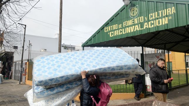 activaron el operativo de prevencion por la tormenta y prepararon centros de evacuados en la plata