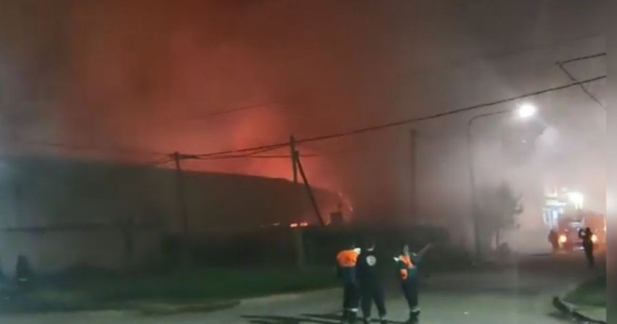 Se Incendió Un Depósito De Electrodomésticos Y Las Llamas Arrasaron Con ...