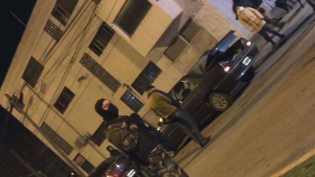 un importante operativo policial termino con seis personas detenidas en melchor romero