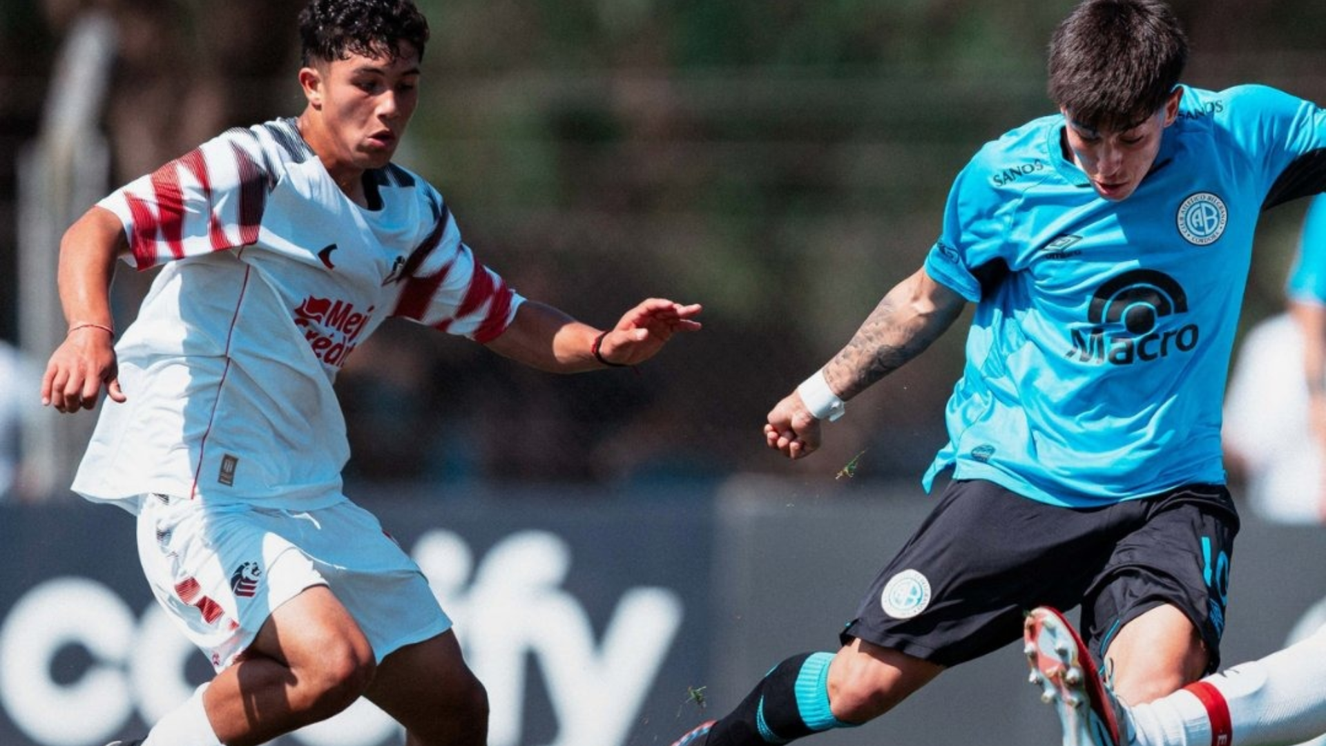 Estudiantes le ganó 2 a 0 a Belgrano y Franco Domínguez Ávila volvió a jugar tras el escándalo