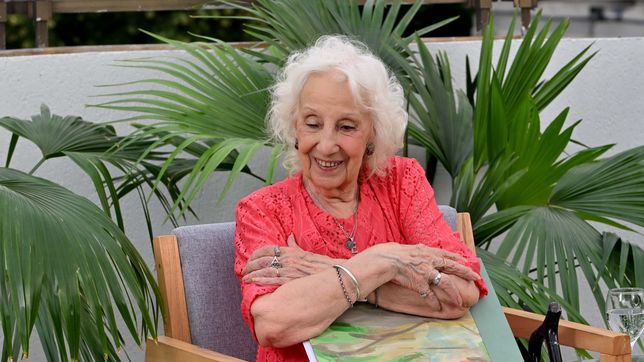 ya se puede ver invencibles, la entrevista de los chicos a estela de carlotto