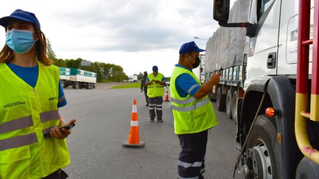 un organismo de control tiene a la mitad de su personal aislado por el coronavirus