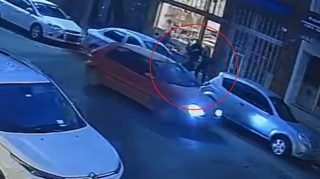 emboscada y brutal golpiza de una docente al director de una escuela de la plata