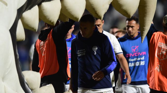 norberto briasco afuera de todo en gimnasia: ¿cual es su futuro?