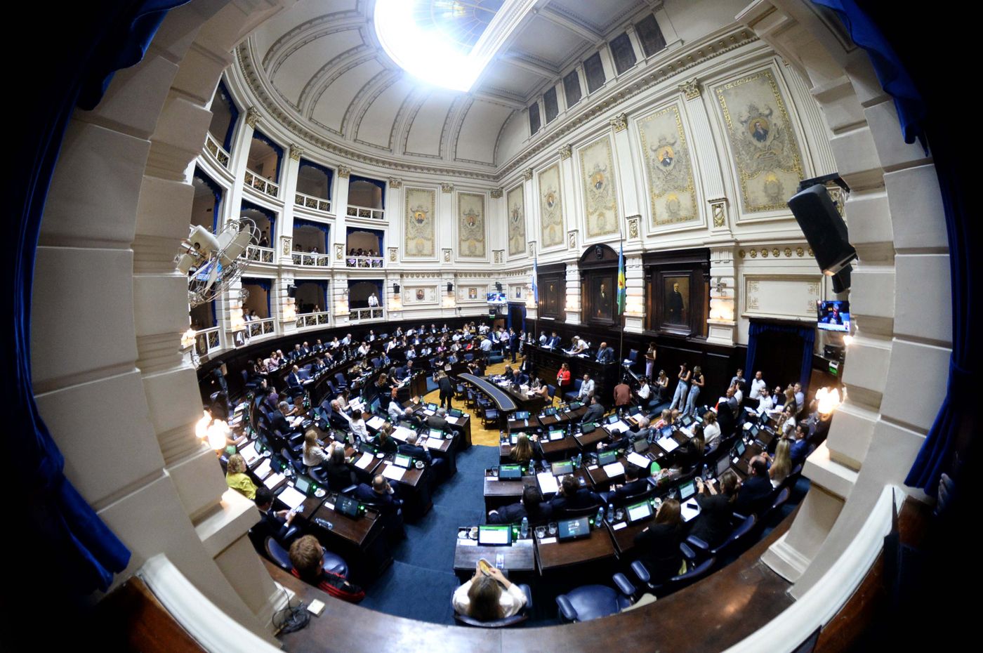 Cámara de Diputados bonaerense.jpg