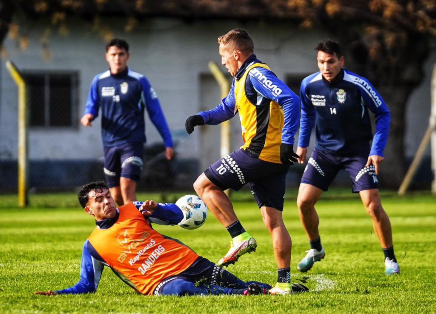 Entrenamiento Gimnasia De Blasis Sánchez.jpg