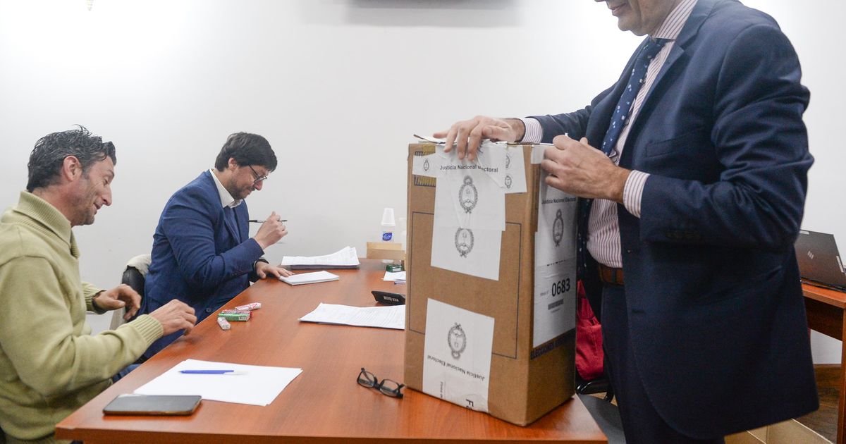 ¿Qué va a pasar con la urna de La Plata en la que no había boletas?