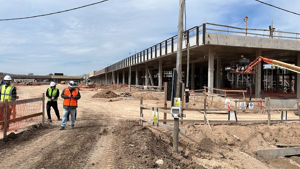 El video que muestra por dentro cómo avanza la obra del nuevo shopping de La Plata