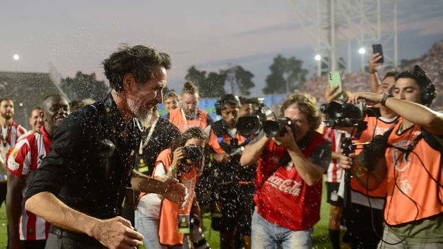 dominguez sigue agigantando su historia en estudiantes