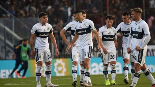 el lobo no pudo como local ante boca y perdio 3 a 1 en el bosque