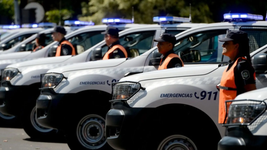 un hombre se metio a la fuerza en una casa de gonnet, amenazo a su ex y a sus hijas con un cuchillo un hombre se metio a la fuerza en una casa de gonnet, amenazo a su ex y a sus hijas con un cuchillo