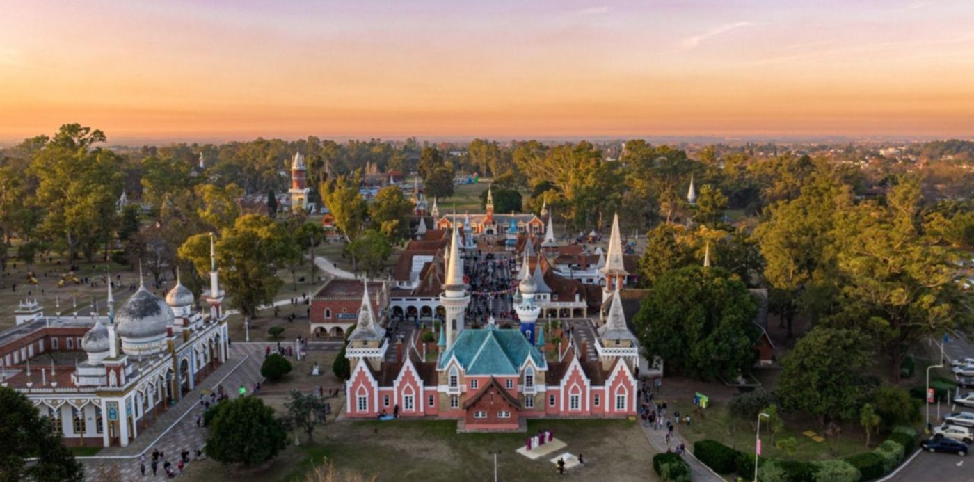 1685742536856.jpg?x=3&y=90&width=1493&height=746&rotate=0&scaleX=1&scaleY=1&ow=1500&oh=842&&cw=1920&ch=950