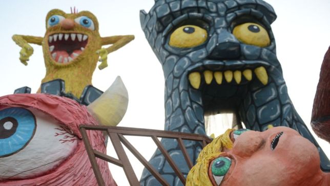 ¿desde cuando y como se podra votar a los mejores munecos de fin de ano en la plata?