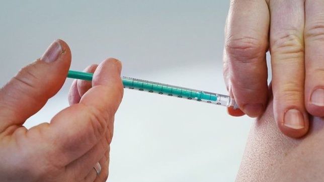solo el 1% de los vacunados con la primera dosis de las vacunas se contagio covid-19