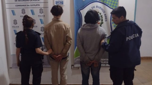 detienen a un conocido y polemico tiktoker de la plata en una feroz pelea en pleno centro