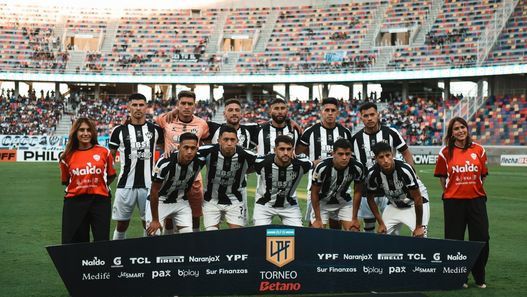 Ganar de visitante: la deuda con la que el Ferroviario llega a La Plata