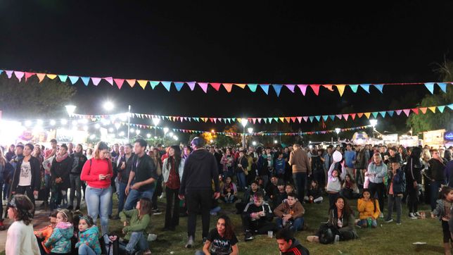 tres dias a pura musica en una nueva edicion de la fiesta de la birra en berisso