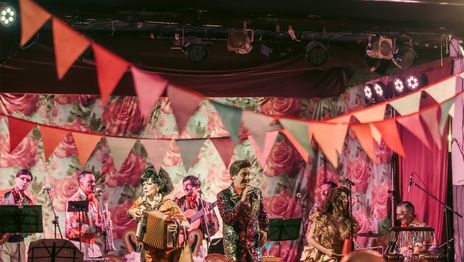 Los Amados llegan a La Plata con una noche de baile y música en vivo Los Amados llegan a La Plata con una noche de baile y música en vivo
