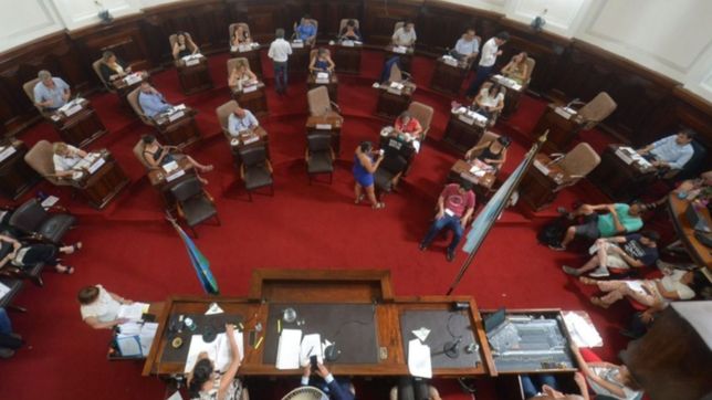la sesion del concejo deliberante termino a los gritos por la condena a cristina kirchner