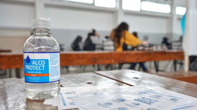 ¿con que parametro el gobierno busca decidir si hay clases presenciales o no?