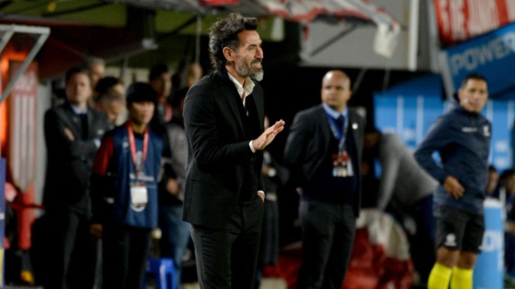 Eduardo Domínguez recibió una mala noticia que le complicó la vida pensando en Boca