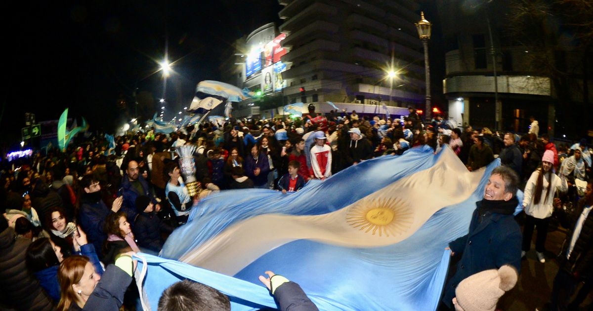 Todas las fotos de los festejos en La Plata por la obtención de la Copa ...