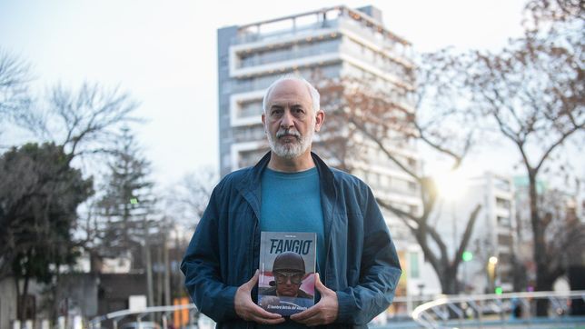el periodista pablo morosi presenta su libro sobre fangio: es echar luz sobre su vida fuera de las pistas