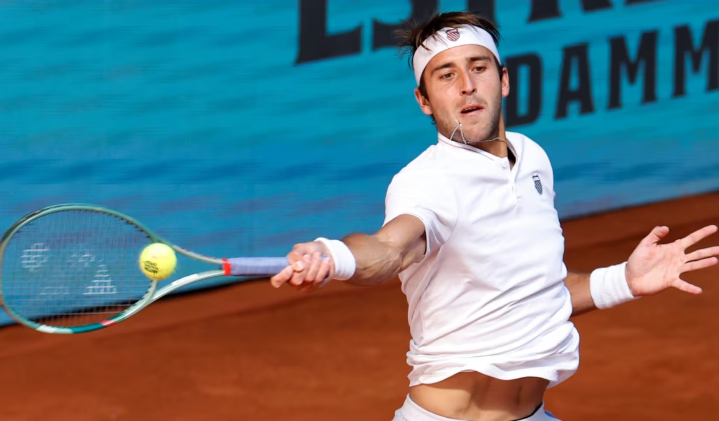 Tomás Etcheverry Roland Garros.png