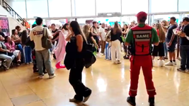 cinco chicos de la plata asistidos de urgencia tras el colapso de un teatro porteno en un torneo de danza cinco chicos de la plata asistidos de urgencia tras el colapso de un teatro porteno en un torneo de danza