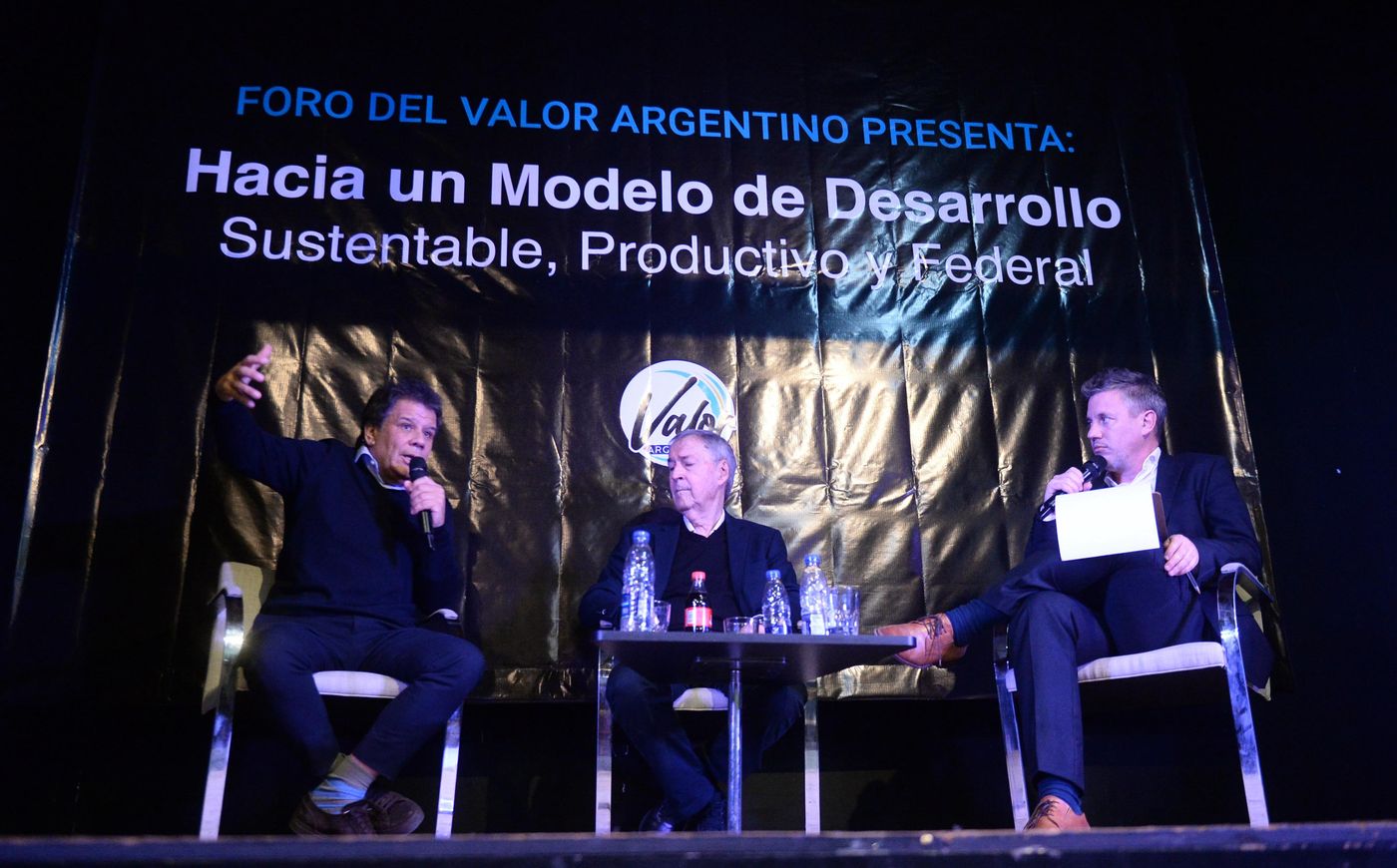 Facundo Manes y Juan Schiaretti lanzaron su campaña en la provincia contra los 