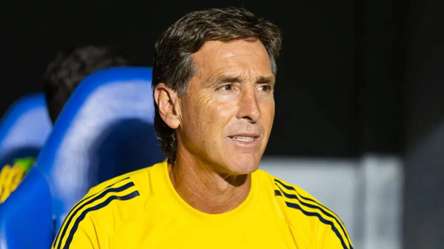 claudio ubeda elogio al ruso ascacibar y le abrio las puertas de boca